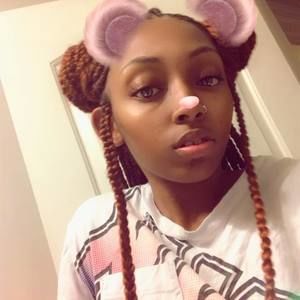 Meet your Posher, Xavia